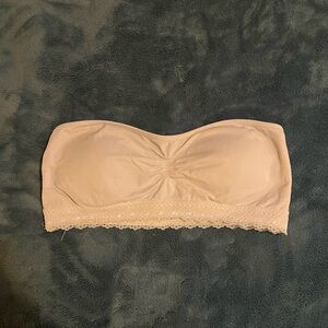 Elegant White Lace Bandeau